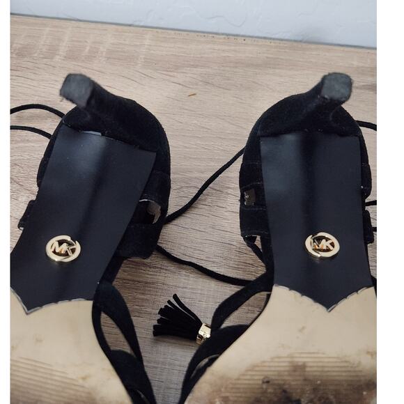 Michael Kors Mirabel Black Suede Leather Strappy Wrap Tassel SZ 6 Heels Sandals - Picture 8 of 12